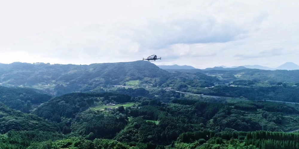 （Image:  EH216 demo flight in Oita City, Oita Prefecture, Japan）
